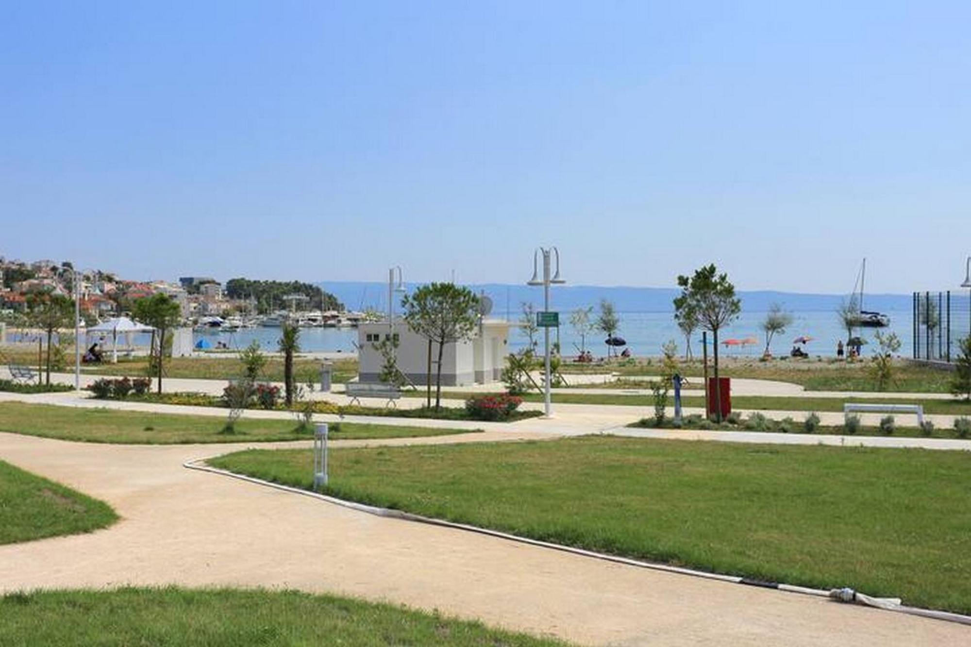 Holiday Home Mons Aureus Gornje Sitno Exterior photo